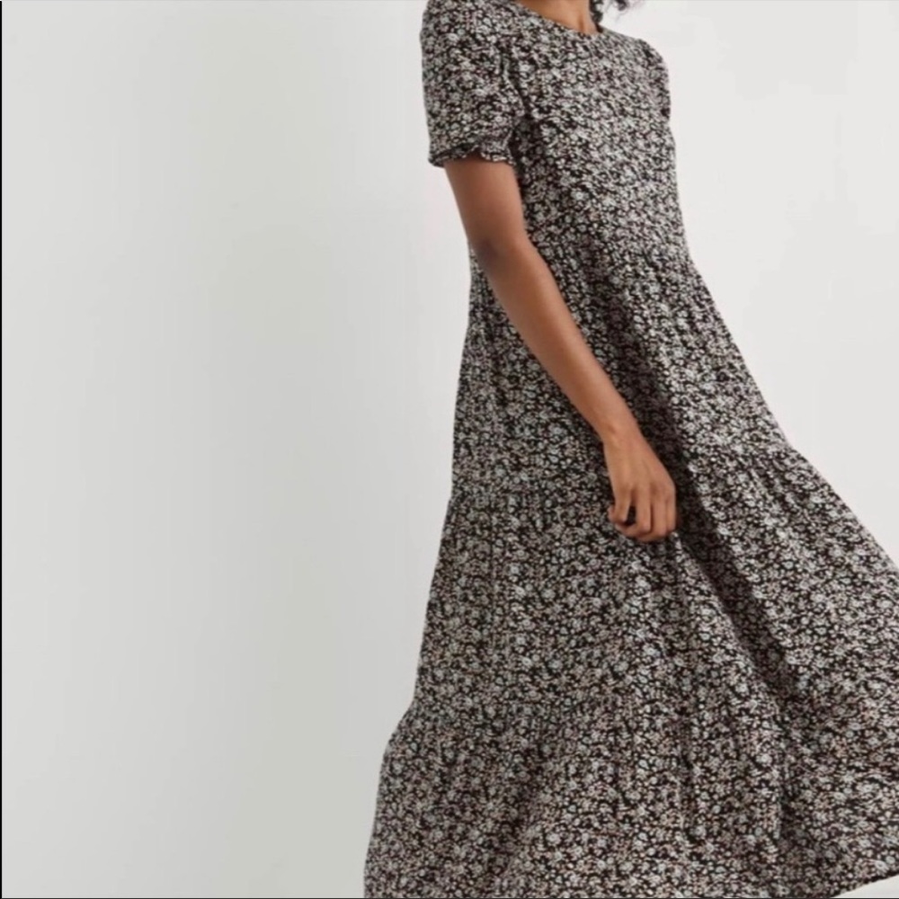 Aerie. Garden party midi. NWOT. XXL. BLACK FLORAL